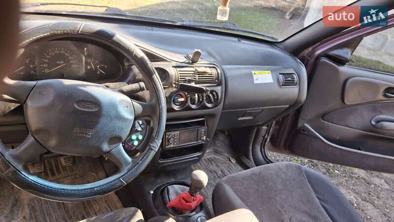 Универсал Ford Escort 1997 в Гельмязове