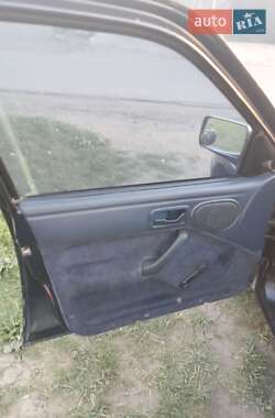 Хетчбек Ford Escort 1993 в 