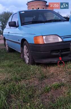 Хетчбек Ford Escort 1990 в Макарові