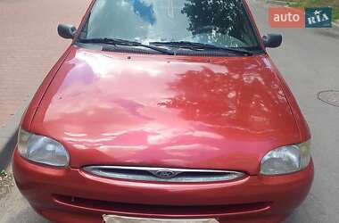 Хетчбек Ford Escort 1995 в 