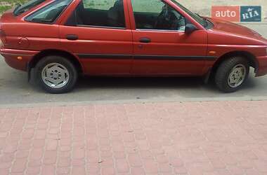 Хетчбек Ford Escort 1995 в 