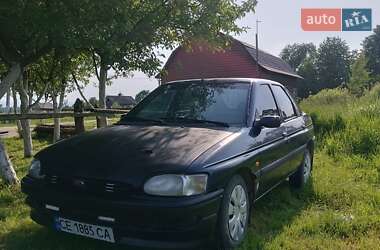Хэтчбек Ford Escort 1995 в Сторожинце