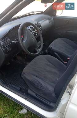 Хэтчбек Ford Escort 1995 в 