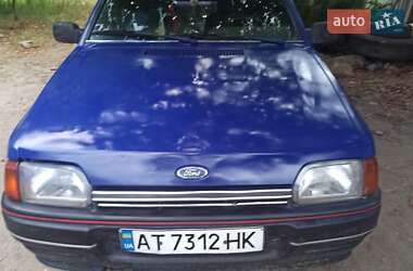Хетчбек Ford Escort 1987 в Перегінське