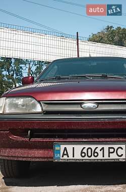 Хетчбек Ford Escort 1990 в Запоріжжі