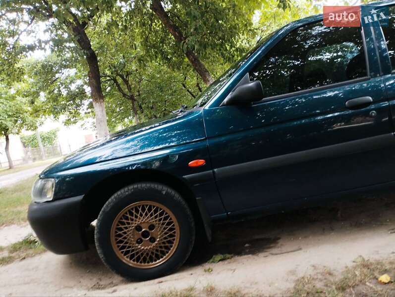 Хетчбек Ford Escort 1995 в Миколаєві