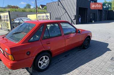 Хэтчбек Ford Escort 1987 в 