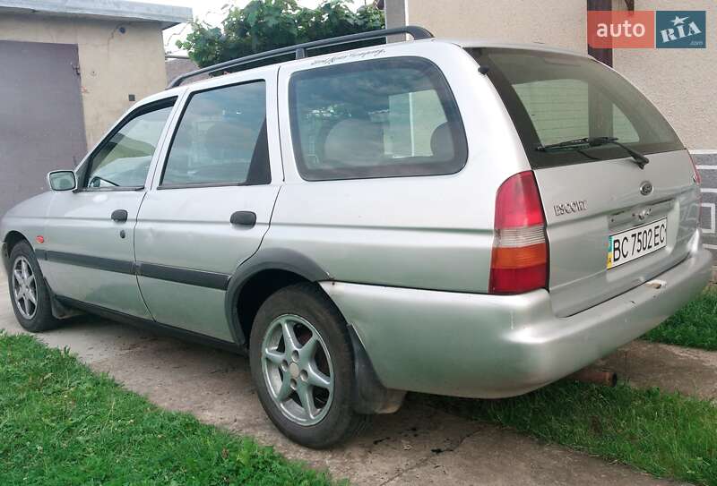 Универсал Ford Escort 1998 в Стрые