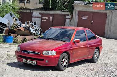 Купе Ford Escort 1996 в Дніпрі