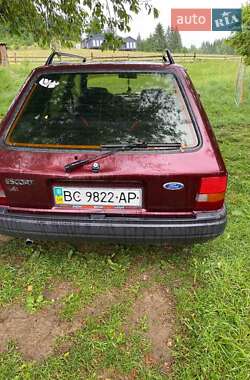 Универсал Ford Escort 1988 в Ивано-Франковске