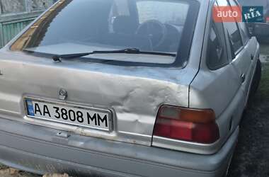 Хэтчбек Ford Escort 1991 в Богдановке