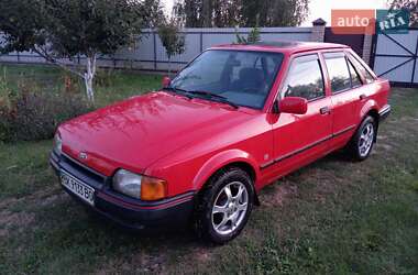 Хетчбек Ford Escort 1988 в Любешові