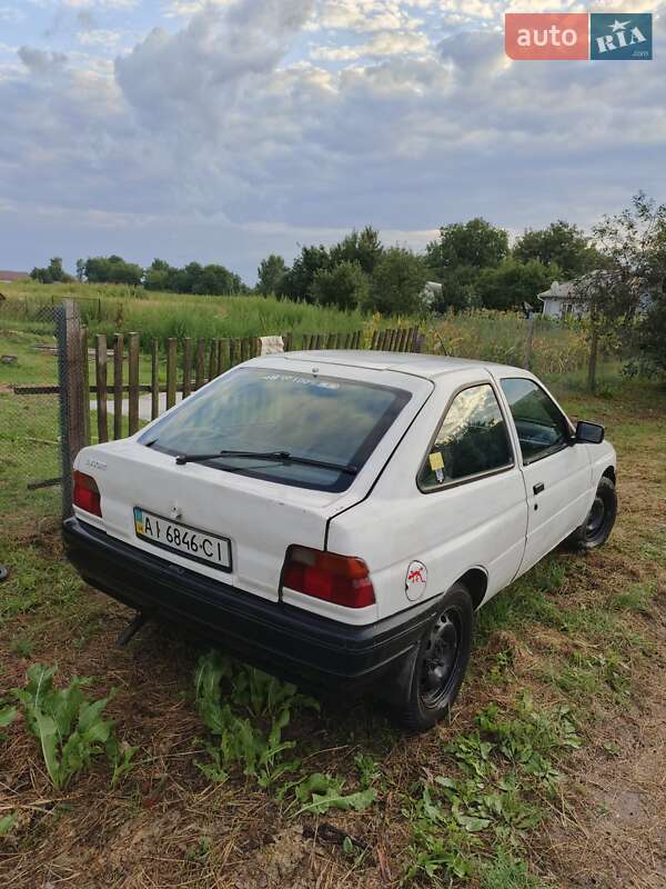 Хэтчбек Ford Escort 1992 в Носовке фото 4 Хэтчбек Ford Escort 1992 в Носовке