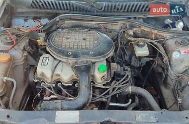 Хэтчбек Ford Escort 1992 в 