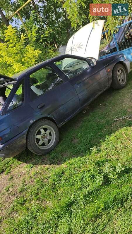 Лифтбек Ford Escort 1996 в Одессе
