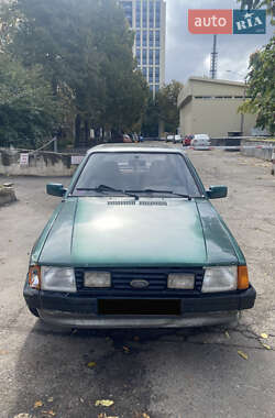 Хэтчбек Ford Escort 1982 в 