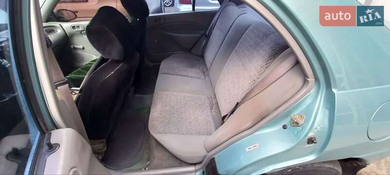 Седан Ford Escort 1999 в Измаиле