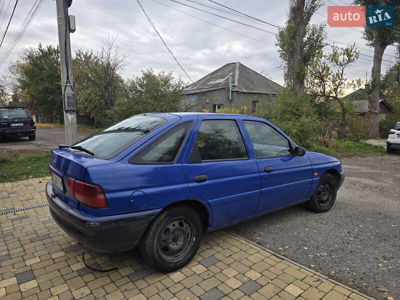 Хетчбек Ford Escort 1992 в Харкові фото 10 Хетчбек Ford Escort 1992 в Харкові