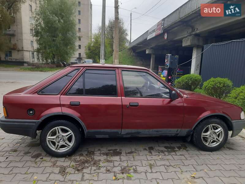 Хэтчбек Ford Escort 1989 в Хмельницком фото 3 Хэтчбек Ford Escort 1989 в Хмельницком