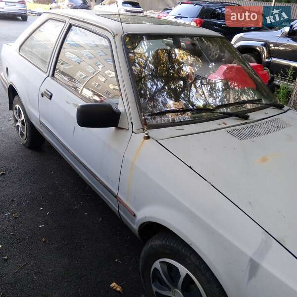 Хетчбек Ford Escort 1988 в Києві фото 5 Хетчбек Ford Escort 1988 в Києві