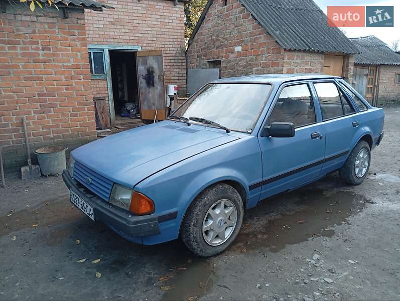 Хетчбек Ford Escort 1985 в Сумах