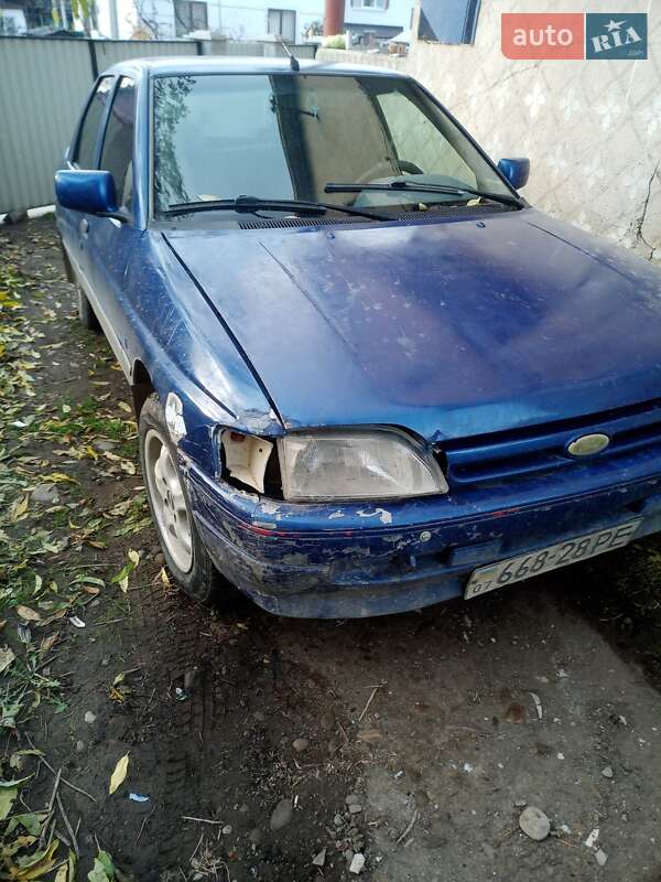 Хэтчбек Ford Escort 1991 в Тячеве фото 5 Хэтчбек Ford Escort 1991 в Тячеве
