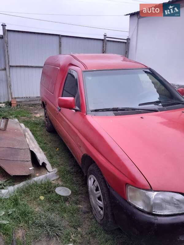 Универсал Ford Escort 1996 в Путивле фото 2 Универсал Ford Escort 1996 в Путивле