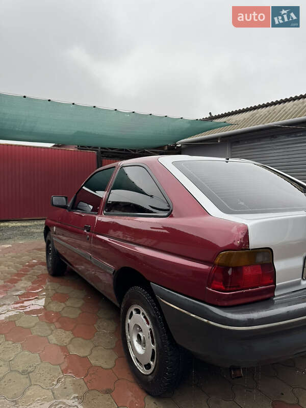 Хэтчбек Ford Escort 1991 в Любашевке фото 4 Хэтчбек Ford Escort 1991 в Любашевке