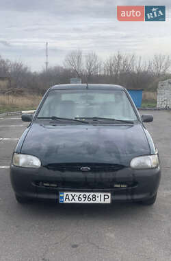 Хетчбек Ford Escort 1996 в Новій Водолагі
