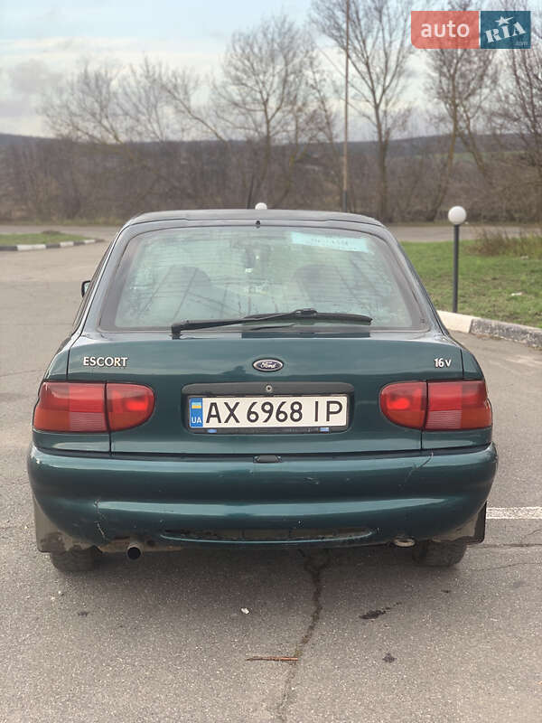 Хэтчбек Ford Escort 1996 в Новой Водолаге фото 3 Хэтчбек Ford Escort 1996 в Новой Водолаге