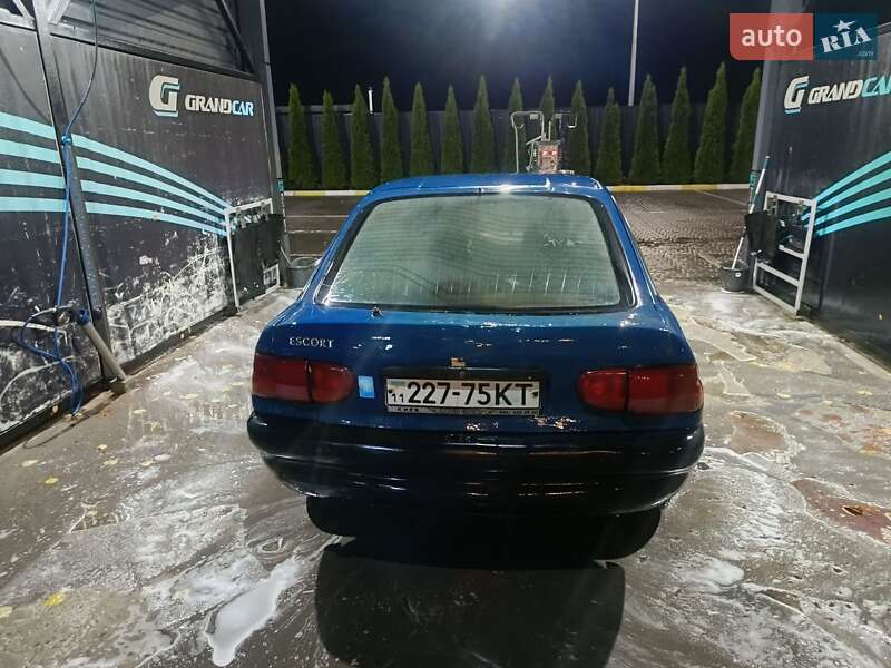 Хэтчбек Ford Escort 1995 в Коростене фото 5 Хэтчбек Ford Escort 1995 в Коростене