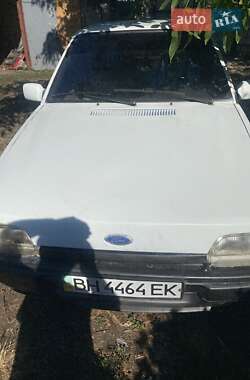 Хэтчбек Ford Escort 1989 в Раздельной