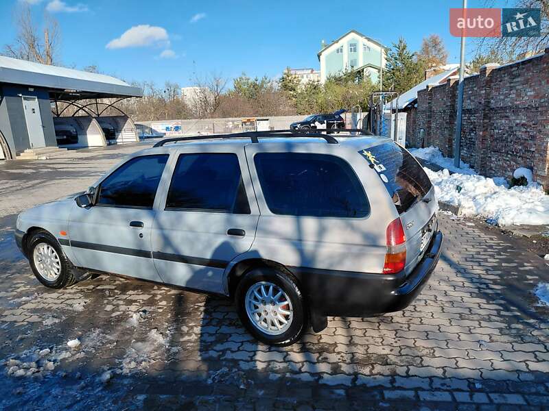 Универсал Ford Escort 1997 в Львове