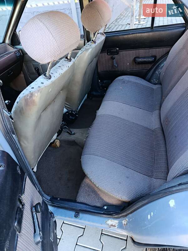 Хэтчбек Ford Escort 1985 в Черновцах