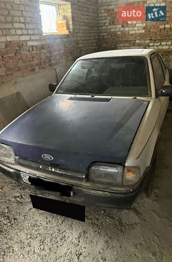 Хетчбек Ford Escort 1986 в Львові