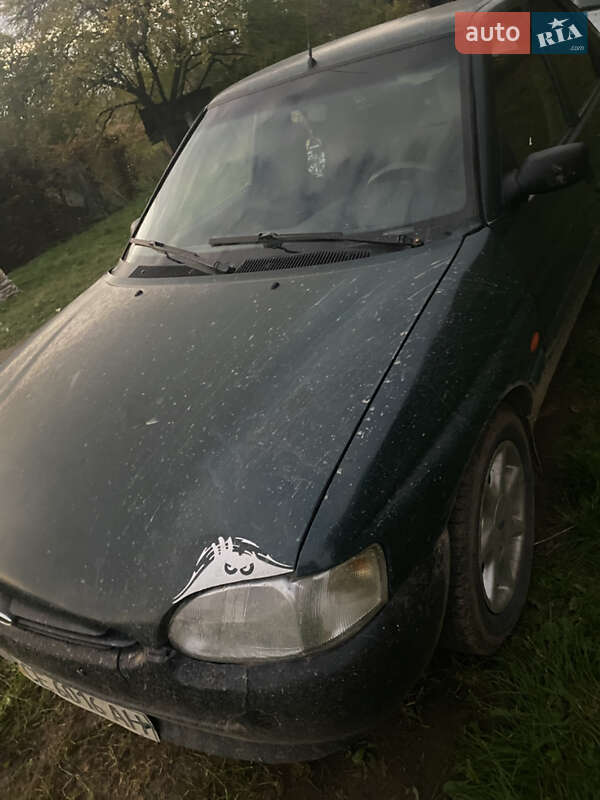 Хетчбек Ford Escort 1996 в Чернівцях фото 2 Хетчбек Ford Escort 1996 в Чернівцях