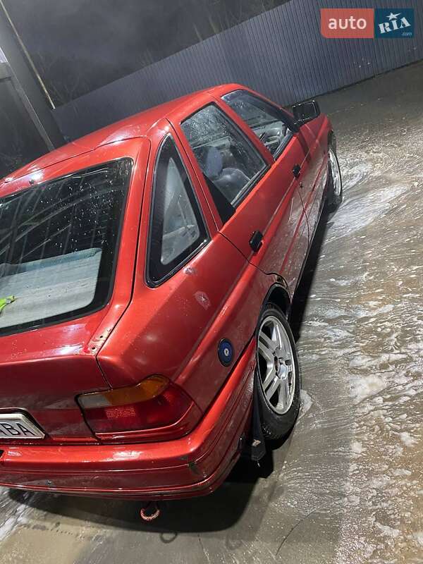 Хэтчбек Ford Escort 1991 в Тернополе