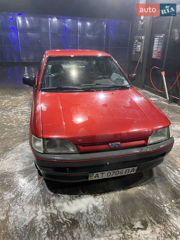 Хэтчбек Ford Escort 1991 в Тернополе