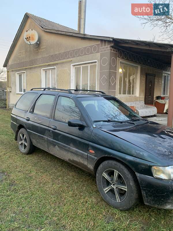 Универсал Ford Escort 1995 в Ратным