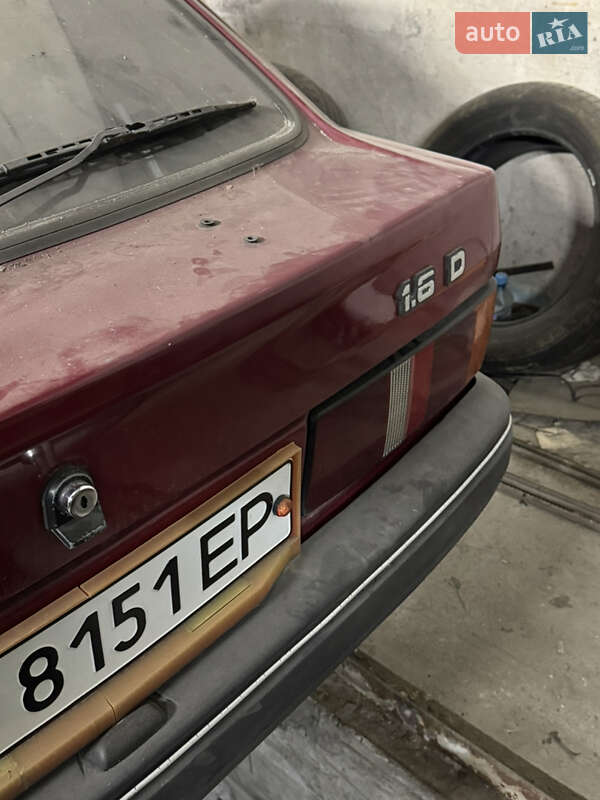 Хетчбек Ford Escort 1987 в Запоріжжі фото 4 Хетчбек Ford Escort 1987 в Запоріжжі