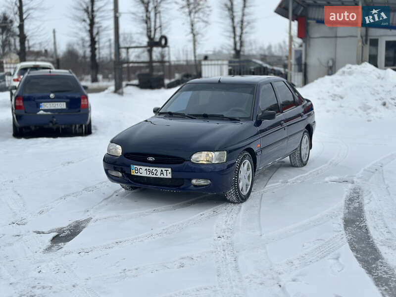 Хетчбек Ford Escort 1997 в Шептицькому
