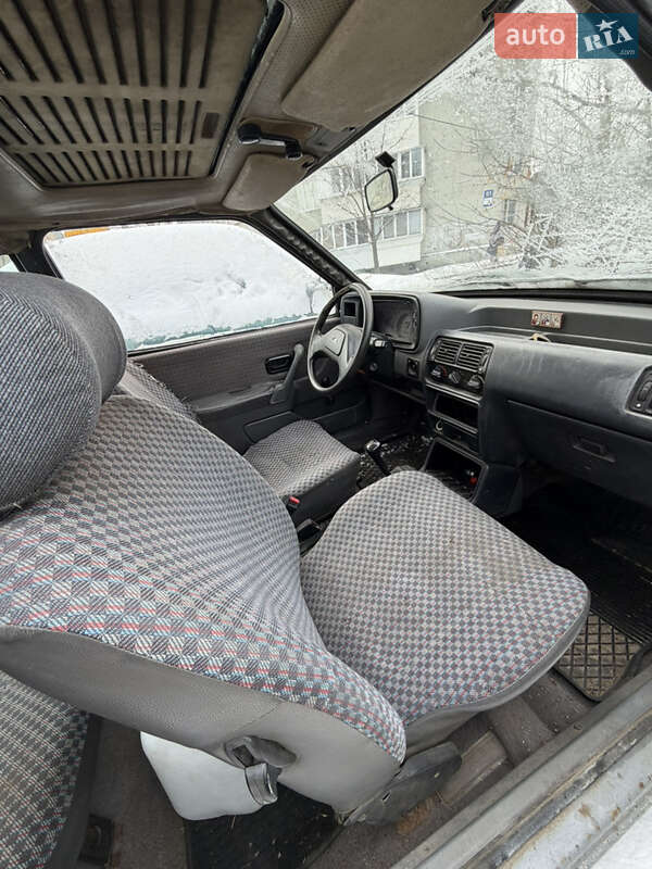 Лифтбек Ford Escort 1988 в Киеве фото 5 Лифтбек Ford Escort 1988 в Киеве