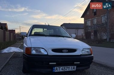 Седан Ford Escort 1993 в Івано-Франківську