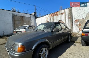 Лифтбек Ford Escort 1990 в Ужгороде