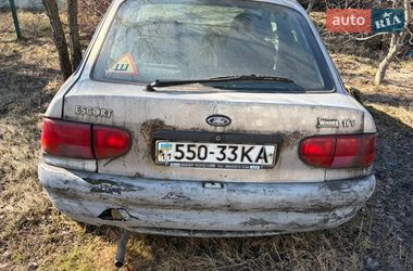 Хэтчбек Ford Escort 1997 в Киеве