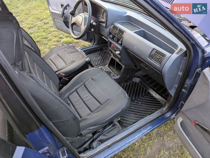 Хэтчбек Ford Escort 1988 в Великом Кучурове