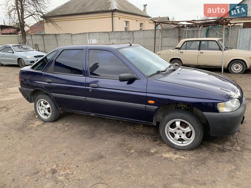 Хэтчбек Ford Escort 1995 в Днепре фото 5 Хэтчбек Ford Escort 1995 в Днепре
