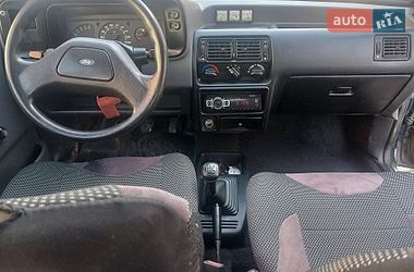 Хетчбек Ford Escort 1989 в Бершаді