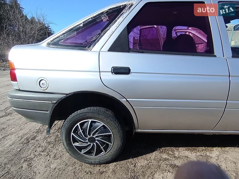 Хэтчбек Ford Escort 1991 в Харькове