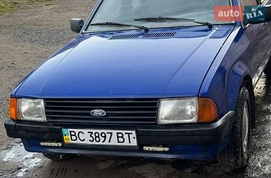 Хэтчбек Ford Escort 1985 в Львове